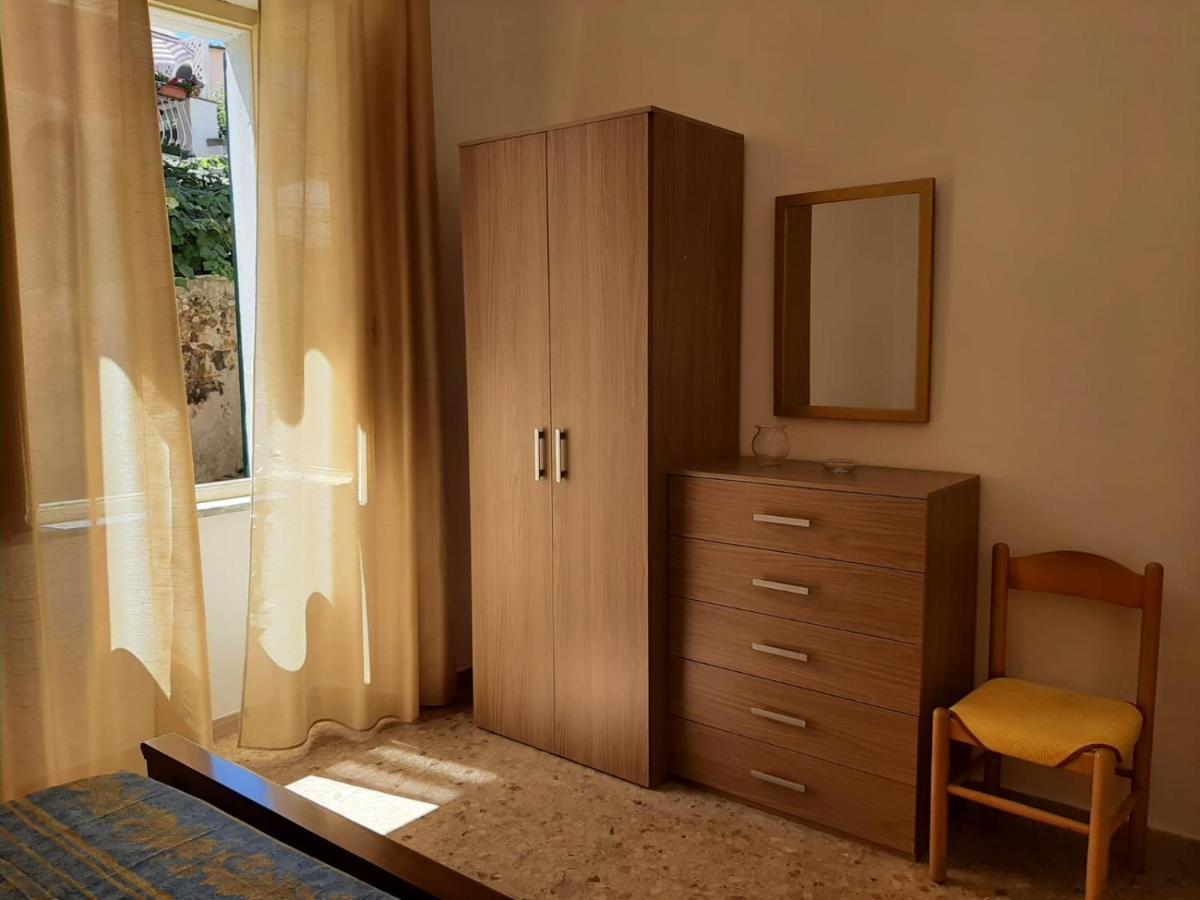 Appartamento Casa Luna Nel Centro Di Capoliveri Buitenkant foto